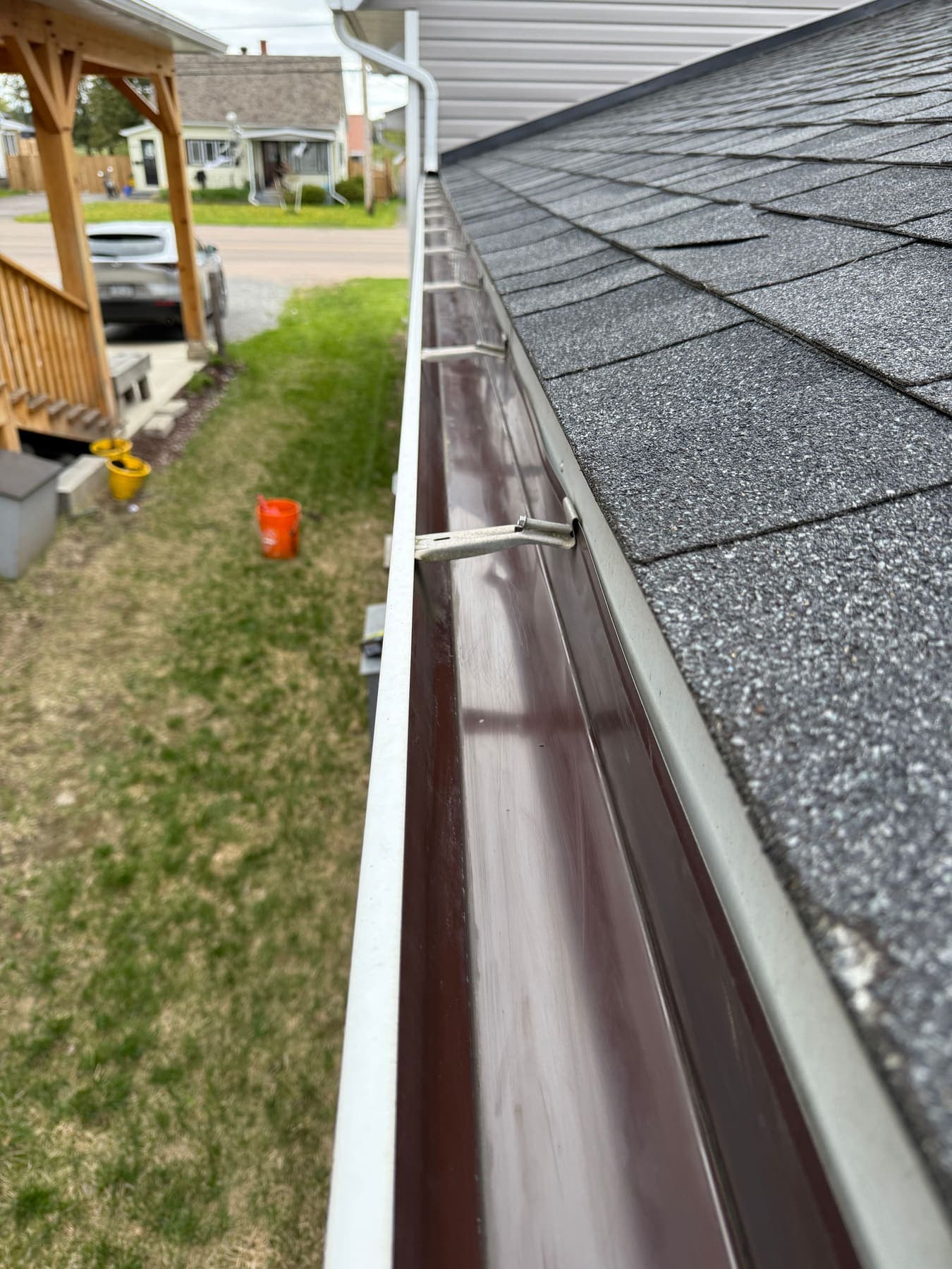 PVS gutter cleaning callout — Ottawa Valley